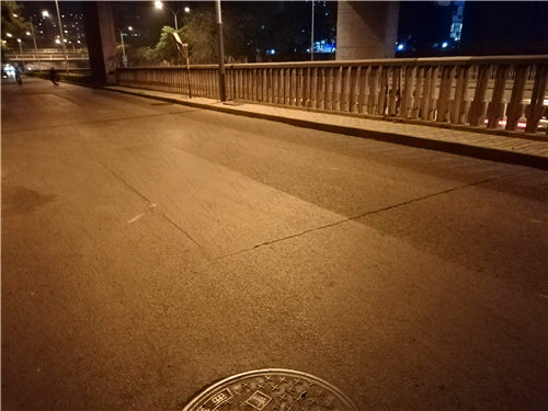 瀝青路麵自粘貼縫帶